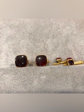 Gold-Tone Garnet Red Cuff Links and Shirt Studs
